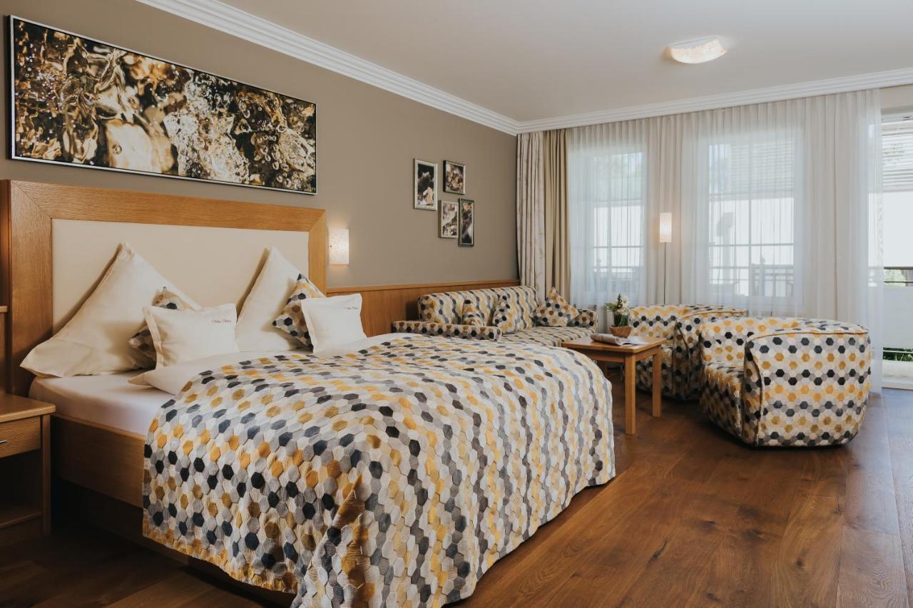 Ortner'S Resort Bad Füssing Exteriér fotografie A typical hotel room